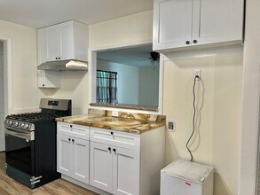 12911 Southbridge Rd in Houston, TX - Building Photo - Building Photo