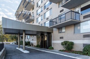 101 Monmouth St in Brookline, MA - Building Photo