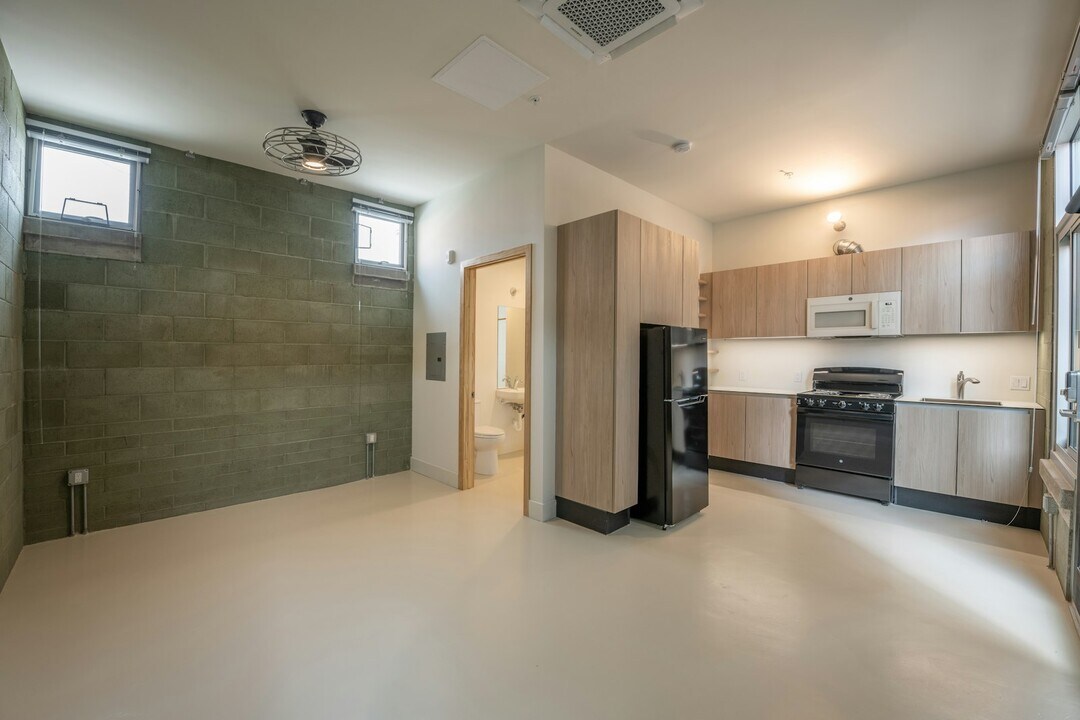 1932 Kearney Ave in San Diego, CA - Building Photo