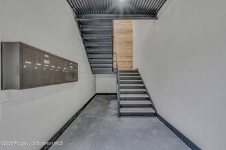 215 Hickory St in Scranton, PA - Building Photo - Building Photo