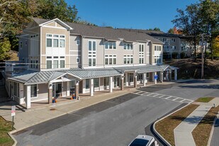 Hilltop BP4 in Poughkeepsie, NY - Building Photo