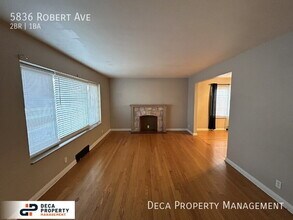 5836 Robert Ave in St. Louis, MO - Building Photo - Building Photo