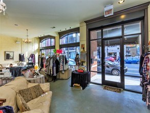 2514 N Halsted St in Chicago, IL - Building Photo - Interior Photo