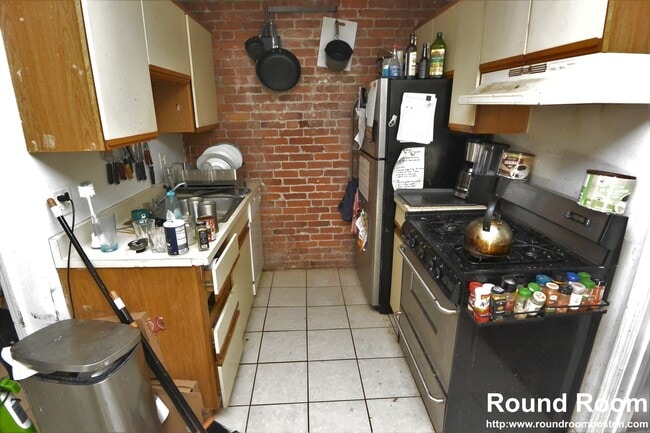 66 Murdock St, Unit 661 in Boston, MA - Building Photo - Building Photo