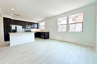 606 Asbury Dr in Claremont, CA - Building Photo - Building Photo