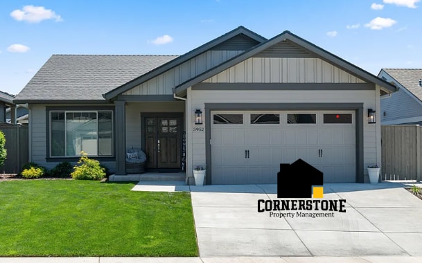 property at 3952 Arizona Dr