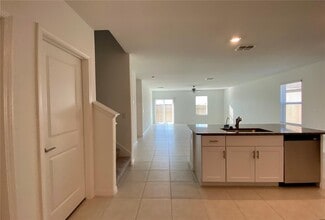 9825 Branching Ship Trce in Zephyrhills, FL - Building Photo - Building Photo