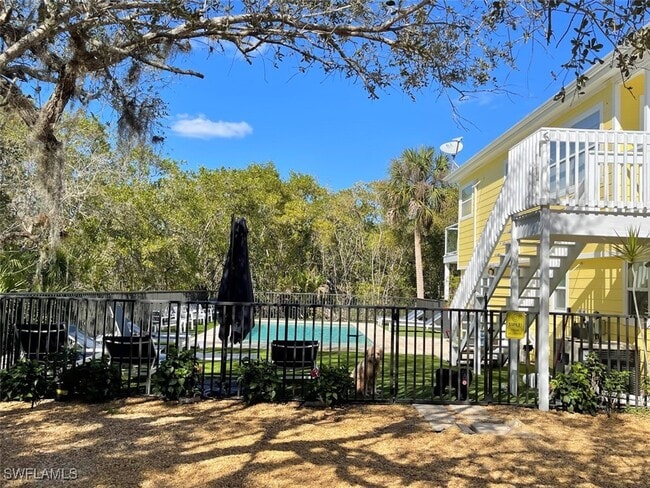 property at 317 Nature View Ct