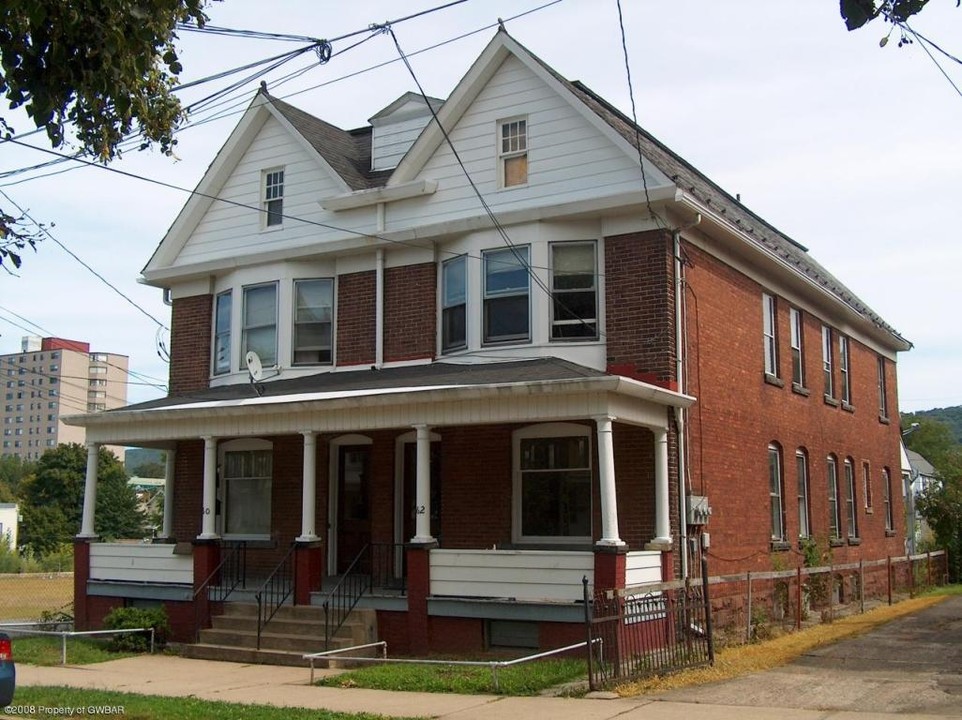 60-62 Grant St S in Wilkes-Barre, PA - Foto de edificio