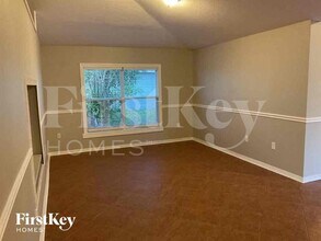 1120 NW 11th Pl in Cape Coral, FL - Foto de edificio - Building Photo