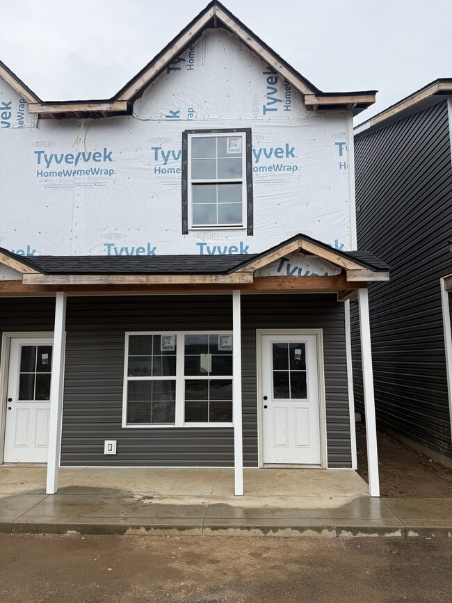 property at 6290 Davis Creek Rd