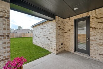 323 Highland Bayou Dr in Conroe, TX - Building Photo - Building Photo