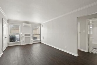 4532 University Blvd-Unit -12 in Dallas, TX - Building Photo - Building Photo