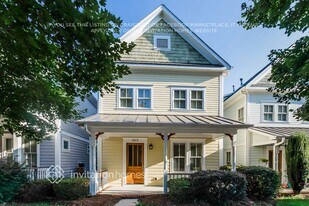 302 Keener Blvd in Belmont, NC - Building Photo