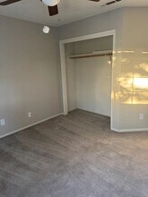 9950 N Canyon Creek Ln in Fresno, CA - Building Photo - Building Photo