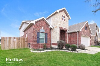 8303 Egret Bay Cir in Baytown, TX - Building Photo - Building Photo