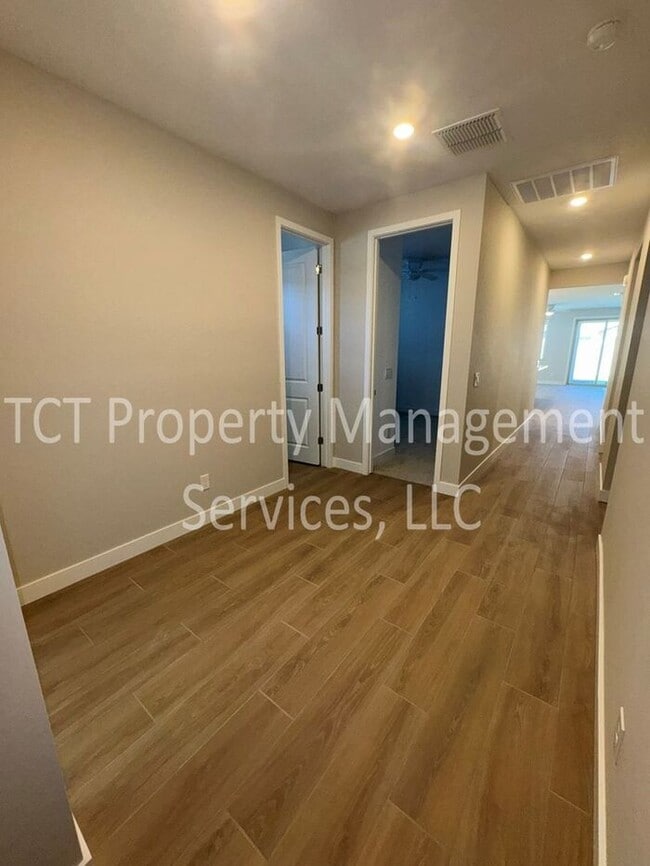 808 W Sparrow Dr in Queen Creek, AZ - Building Photo - Building Photo