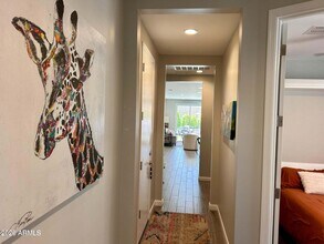 2045 East Charlotte Dr in Phoenix, AZ - Building Photo - Building Photo