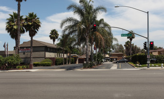 Waterstone Park in Santa Ana, CA - Building Photo