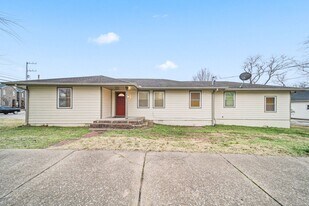 1605 Dr DB Todd Jr Blvd in Nashville, TN - Building Photo