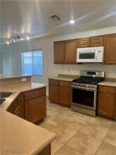 5858 Sierra Medina Ave in Las Vegas, NV - Building Photo - Building Photo