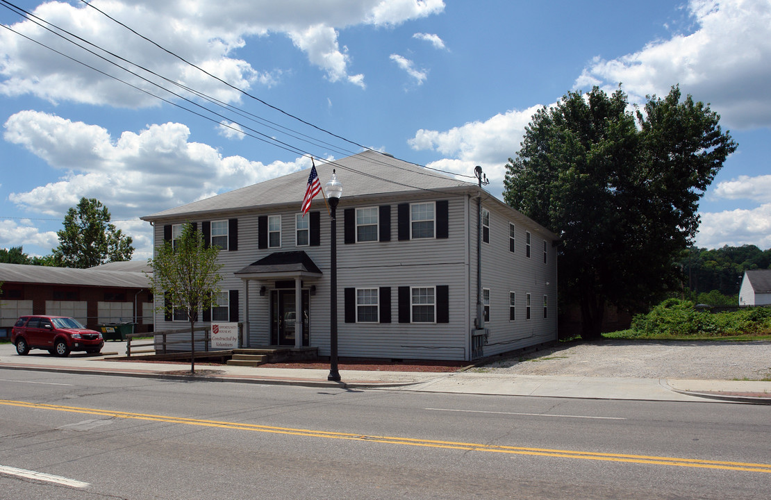 528 5th St in Parkersburg, WV - Building Photo