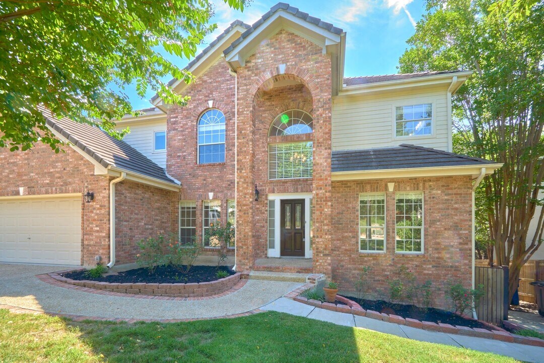 15808 Mission Ridge in San Antonio, TX - Building Photo