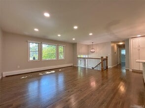 9 Brian Pl in Wappingers Falls, NY - Building Photo - Building Photo