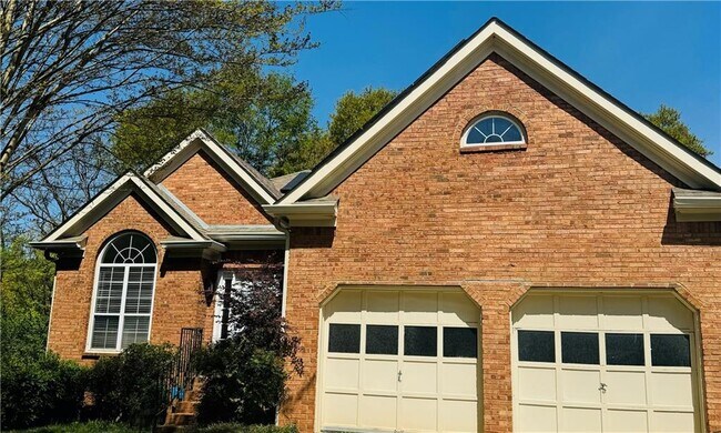 2717 Royal Bluff in Decatur, GA - Building Photo - Building Photo
