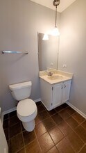 2610 Arrowwood Ln in Rolling Meadows, IL - Foto de edificio - Building Photo