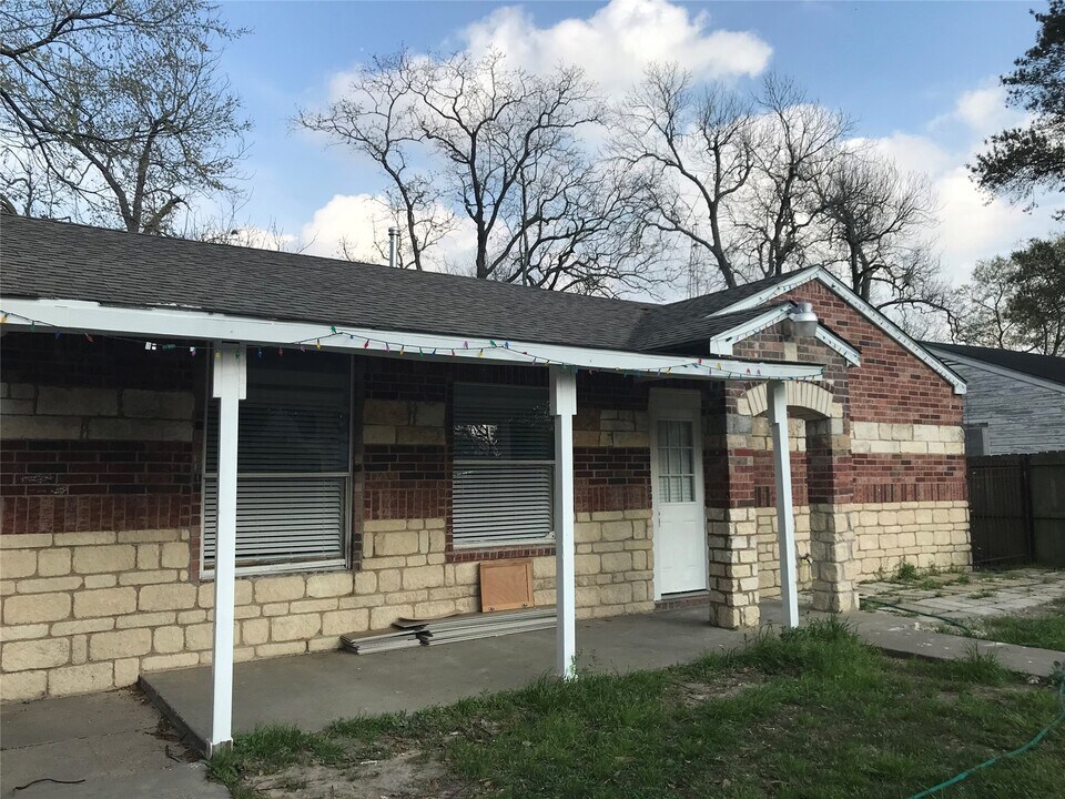 7314 Werner St in Houston, TX - Building Photo