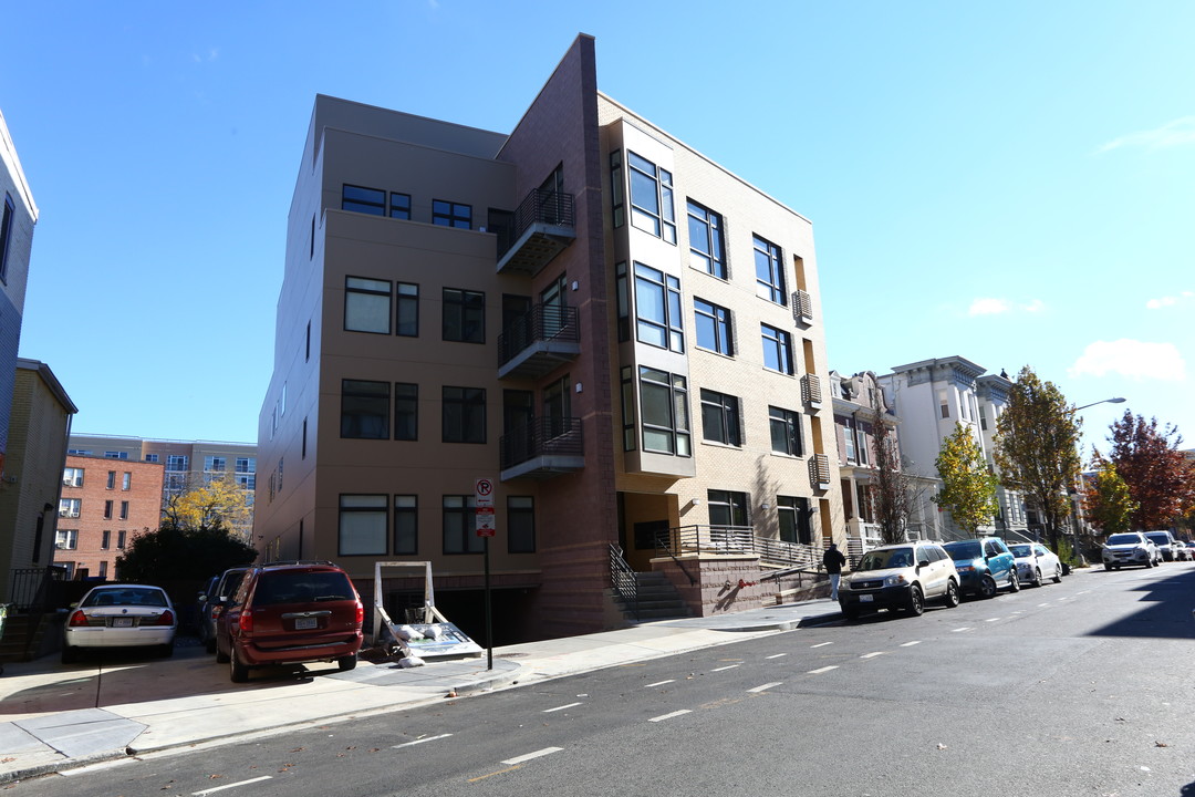 The Apex in Washington, DC - Building Photo