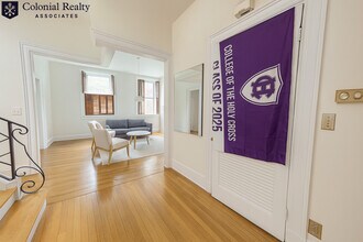 1712 Beacon St in Brookline, MA - Building Photo - Building Photo