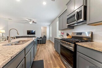 1215 Meridian Dr in Baton Rouge, LA - Building Photo - Building Photo
