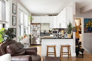 534 Tremont St, Unit 4 in Boston, MA - Building Photo