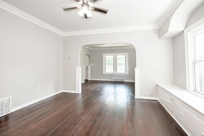 property at 4126 E 141st St