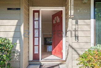 14541 Oak St in Saratoga, CA - Building Photo - Building Photo