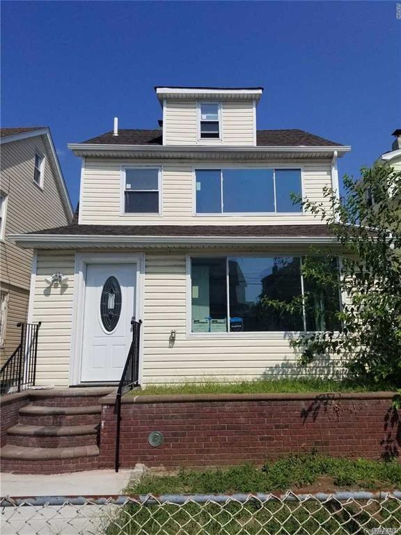 property at 114-07-114210 210th St