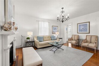 42 Mann Ave in Newport, RI - Building Photo - Building Photo