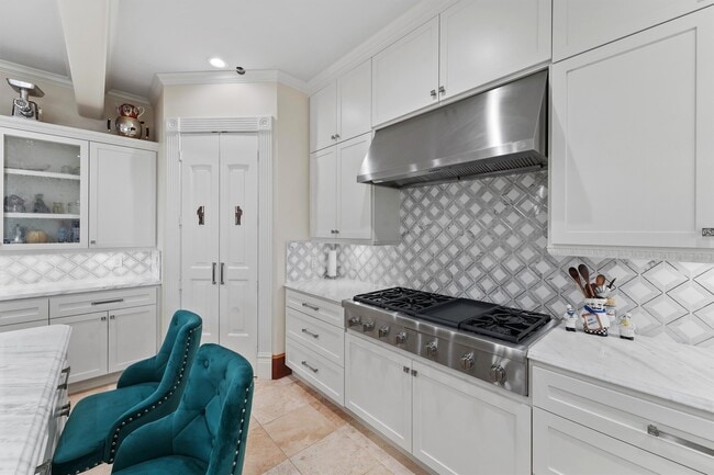 1119 River Glyn Dr