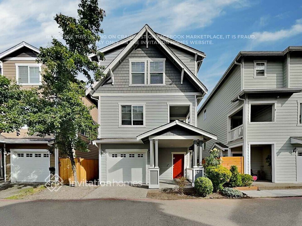 11725 12th Pl W in Everett, WA - Building Photo