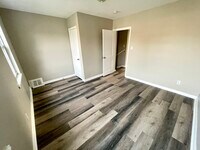 906 Whitmore Ave - 6