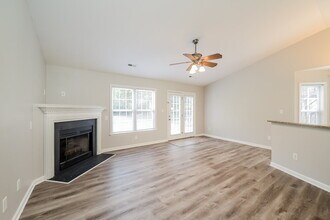 2459 Joshua Ln in Winston-Salem, NC - Building Photo - Building Photo