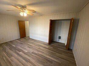 722 Holly St in Columbia, SC - Foto de edificio - Building Photo