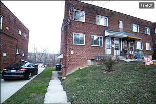 126 Joliet St SW, Unit A in Washington, DC - Building Photo