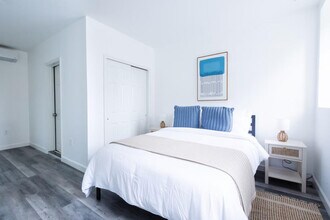 179 E 102nd St in New York, NY - Building Photo - Building Photo