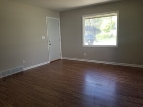 2245 19th Ave in Rockford, IL - Building Photo - Building Photo