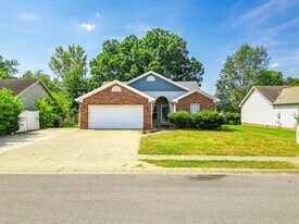 403 S Sheridan Dr in Hopkinsville, KY - Building Photo