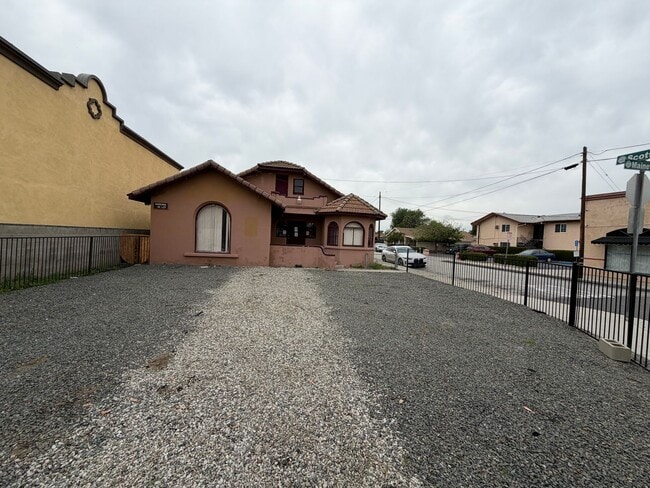 property at 4443 Maine Ave