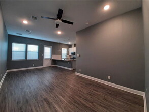 5439 Camaguey St in Houston, TX - Building Photo - Building Photo